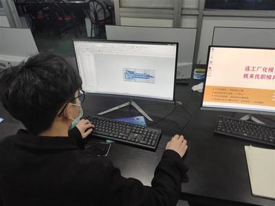 紹興小班化數(shù)控編程培訓(xùn) 理論實(shí)戰(zhàn)雙管齊下，精準(zhǔn)賦能職業(yè)未來